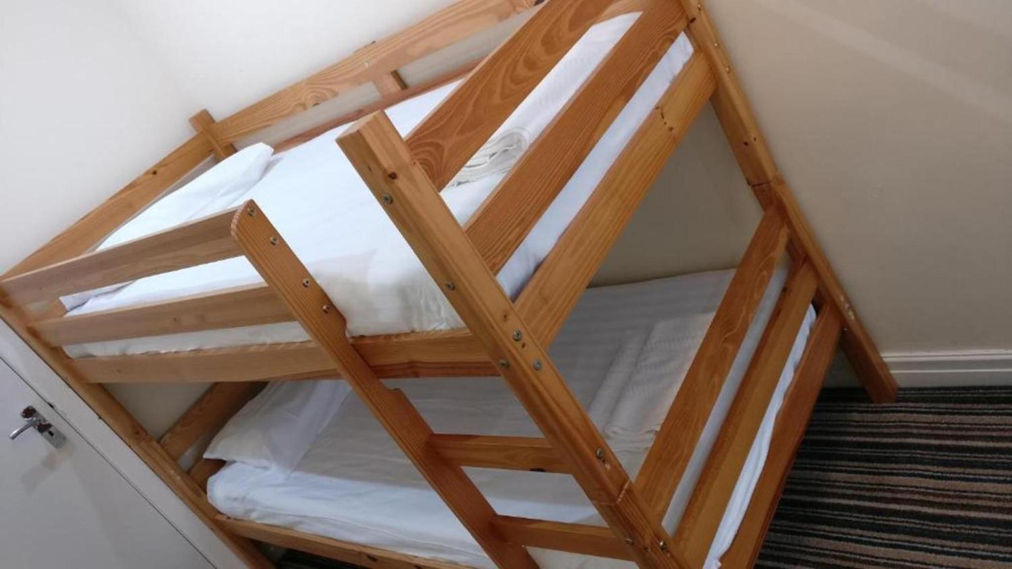 בלקפול Oyo Wave Crest Hotel מראה חיצוני תמונה